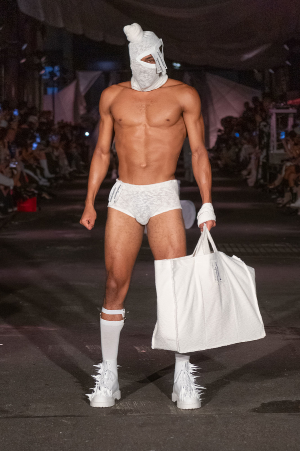 Yannik Zamboni for maison blanche